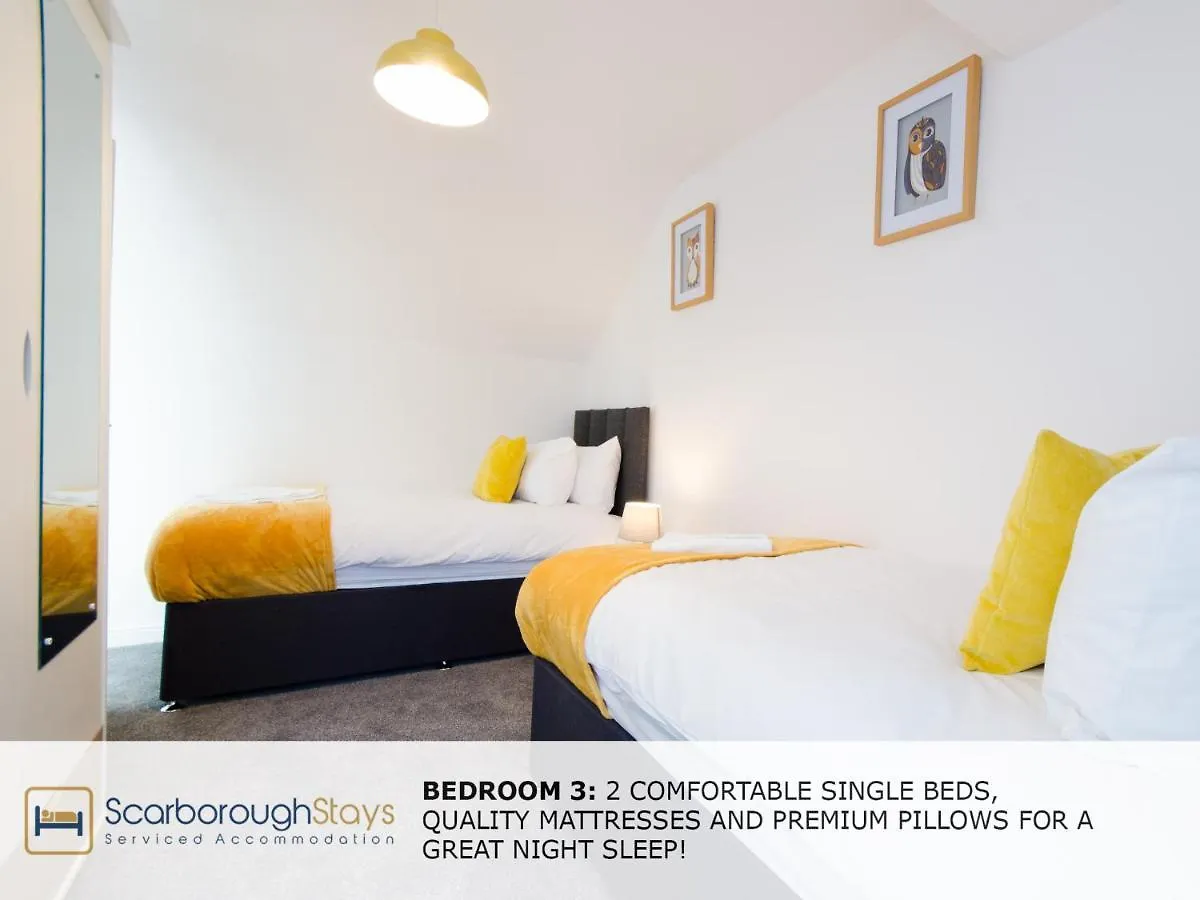 Nyaraló Candler Lodge - 3 Bedroom Townhouse With Parking - Patio Area & Seating Scarborough