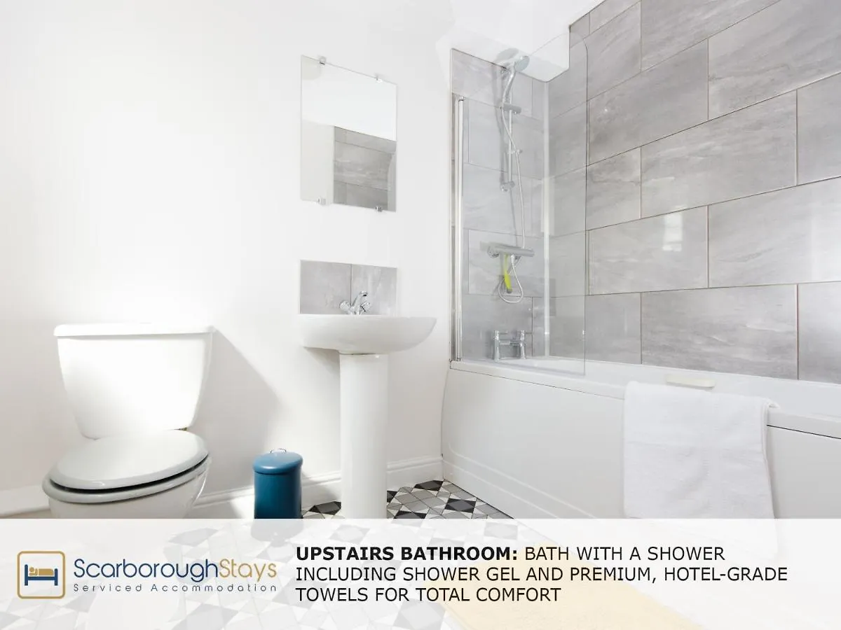 Nyaraló Candler Lodge - 3 Bedroom Townhouse With Parking - Patio Area & Seating Scarborough